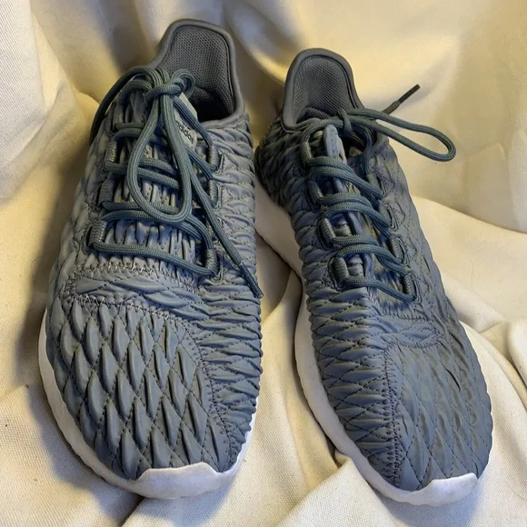 Adidas amazing sneakers art 8868 super rare!